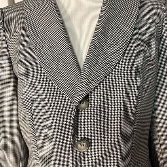 Houndstooth black wool blazer  - Picture 3 of 9